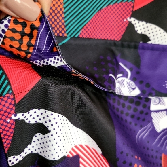 adidas Women's  CNY 2021 Track Jacket Size Large - Picture 8 of 13